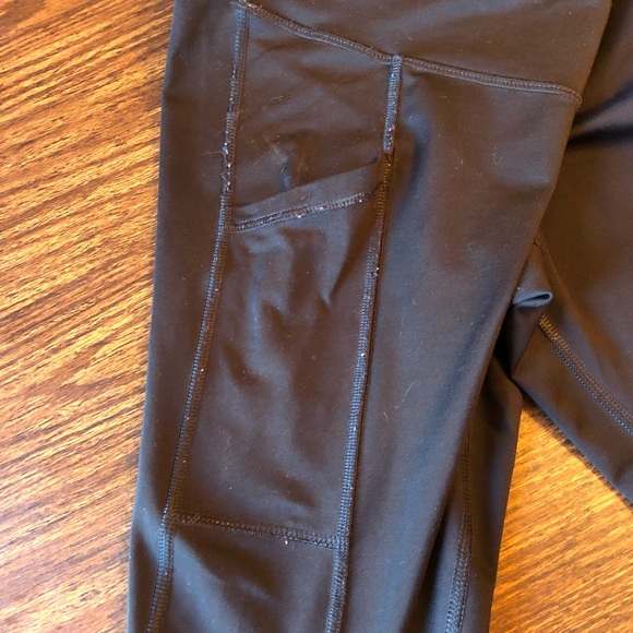 Black C9 Champion High Waisted Leggings w Pockets - Picture 4 of 6